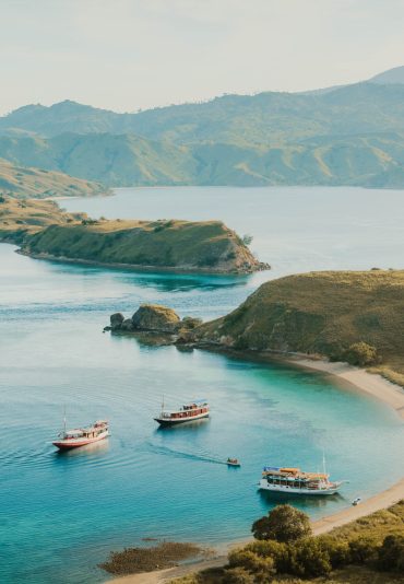 Tourist boats from the top view of 'Gili Lawa' in an evening, Ko