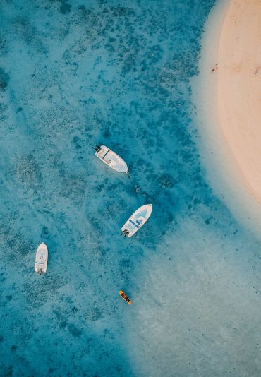 guillaume-baudusseau-2ZMjnR2d3qk-unsplash
