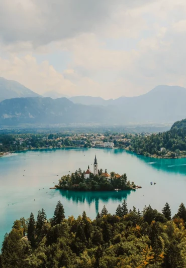 lake-bled-scaled